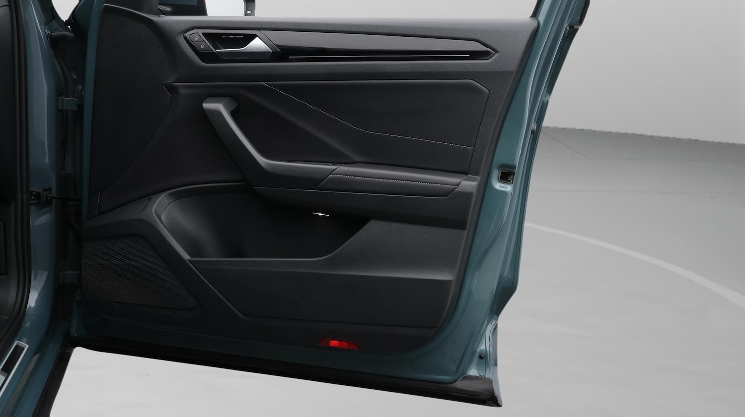 Used Volkswagen T-Roc 2022 for sale - 76189155: Photo 16