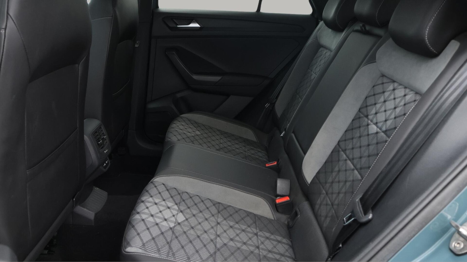 Used Volkswagen T-Roc 2022 for sale - 76189155: Photo 17