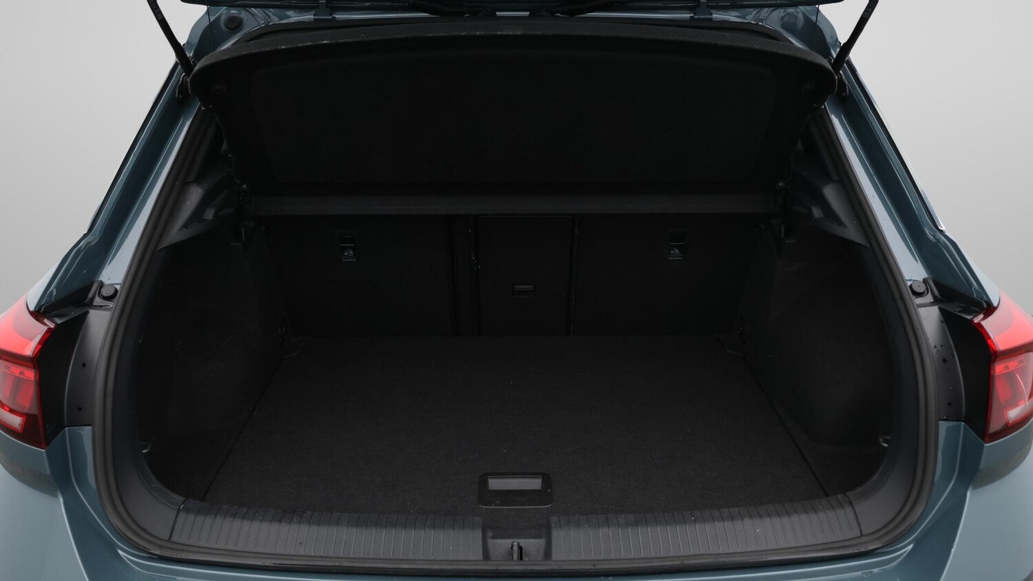 Used Volkswagen T-Roc 2022 for sale - 76189155: Photo 18