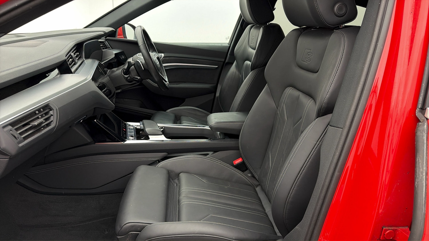 Used Audi e-tron 2022 for sale - 78014692: Photo 13