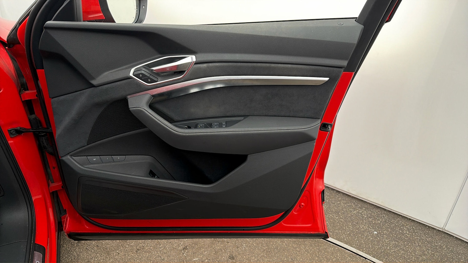 Used Audi e-tron 2022 for sale - 78014692: Photo 14