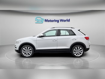 Used Volkswagen T-Roc 2021 for sale - 78509245: Photo