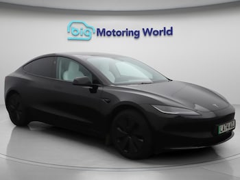 Tesla - Model 3