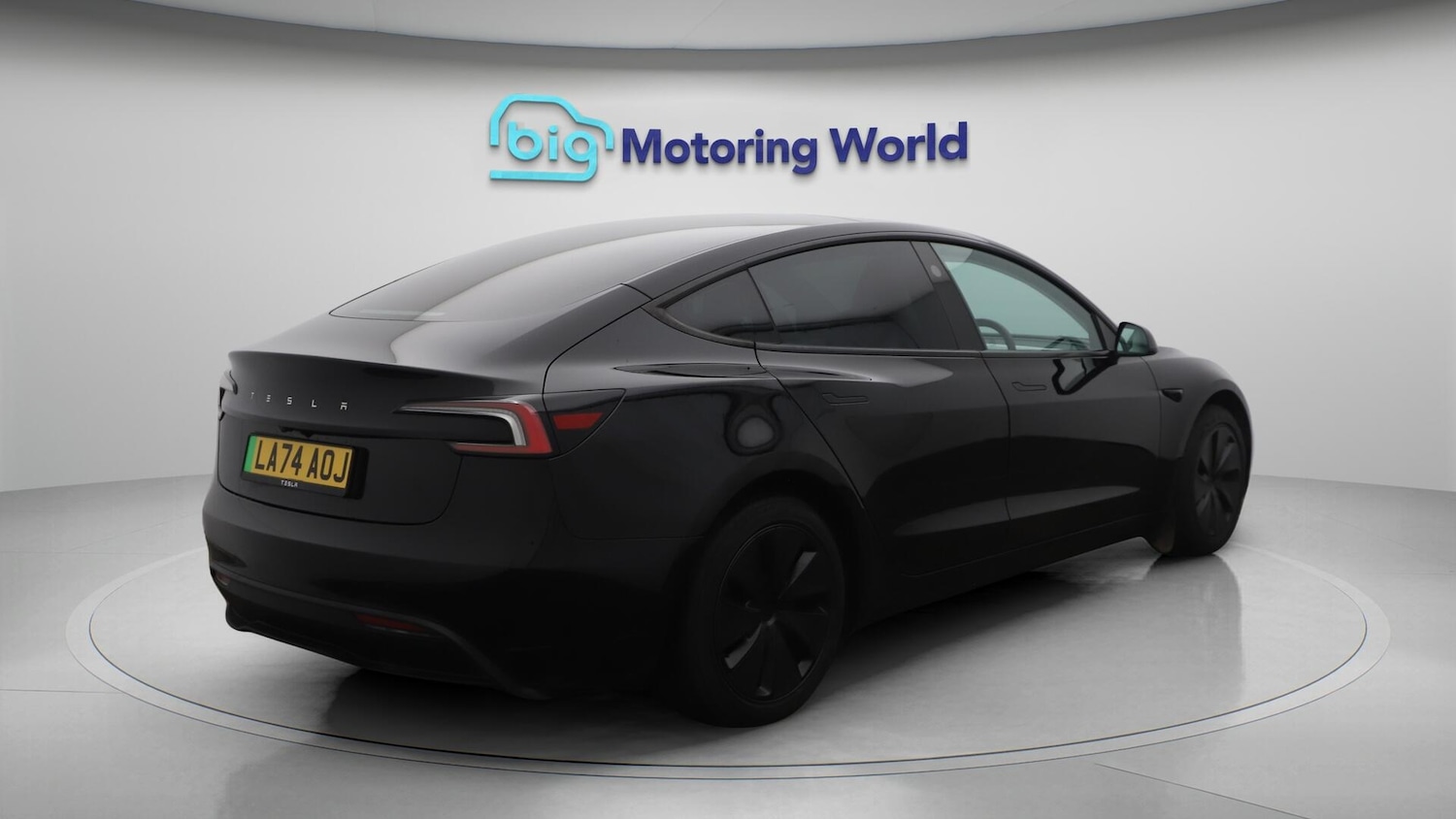 Used Tesla Model 3 2024 for sale - 76032082: Photo 8