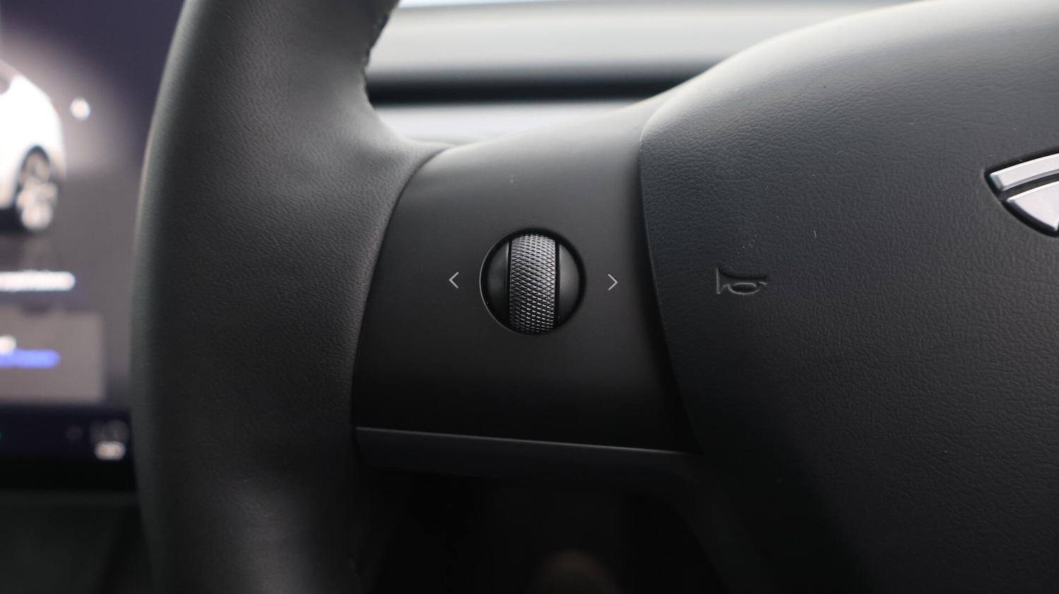 Used Tesla Model Y 2022 for sale - 76498855: Photo 25