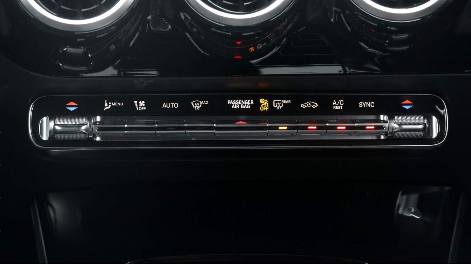 Used Mercedes-Benz A-Class 2020 for sale - 77845240: Photo 12