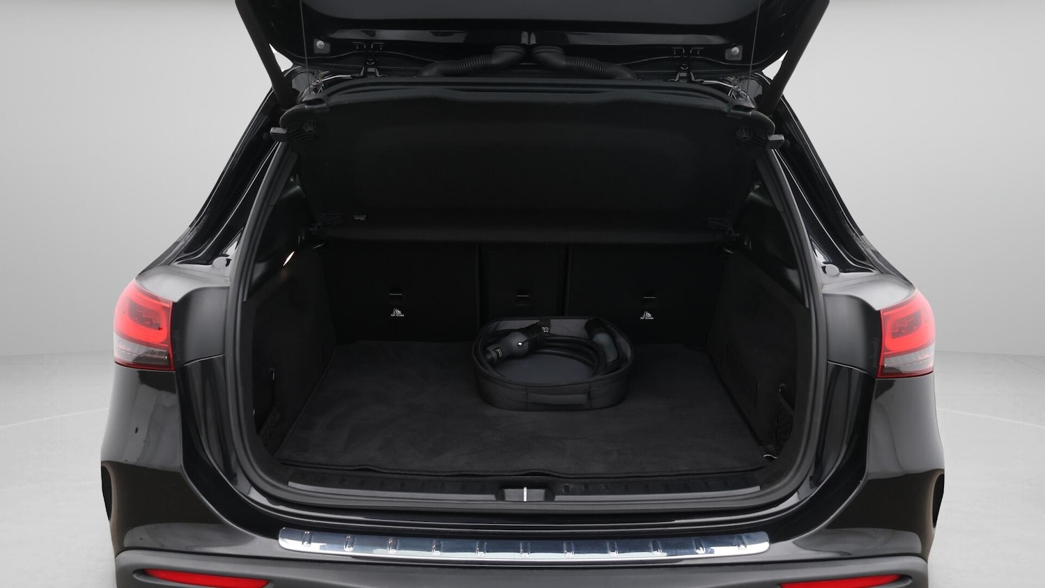 Used Mercedes-Benz EQA 2023 for sale - 76584423: Photo 18