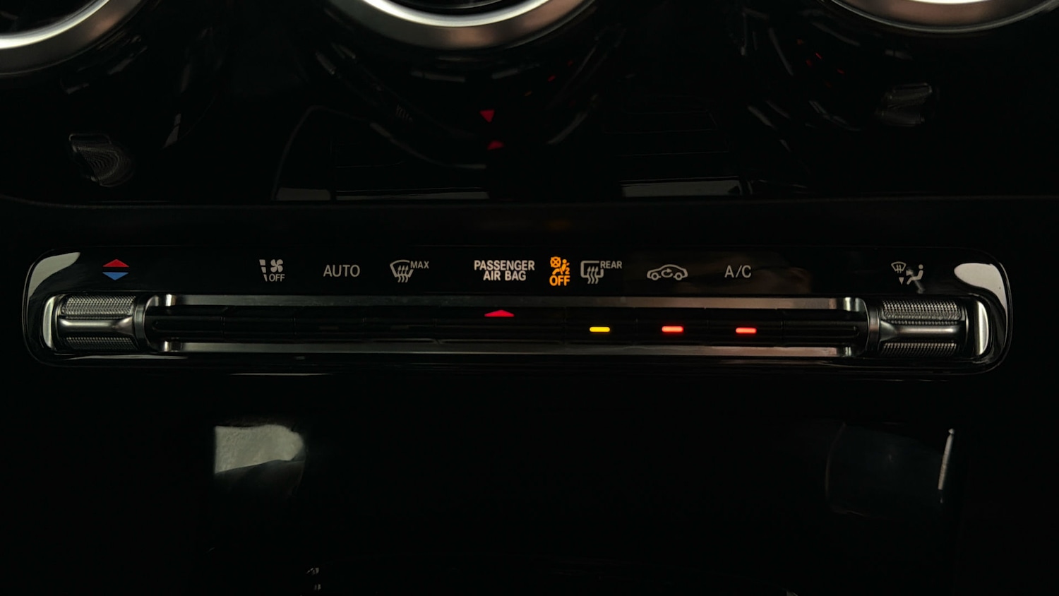 Used Mercedes-Benz A-Class 2020 for sale - 78040132: Photo 11