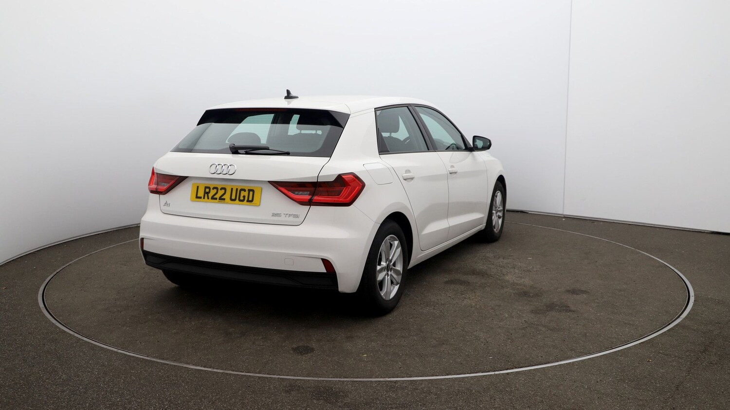 Used Audi A1 for sale - 76811845: Photo 46