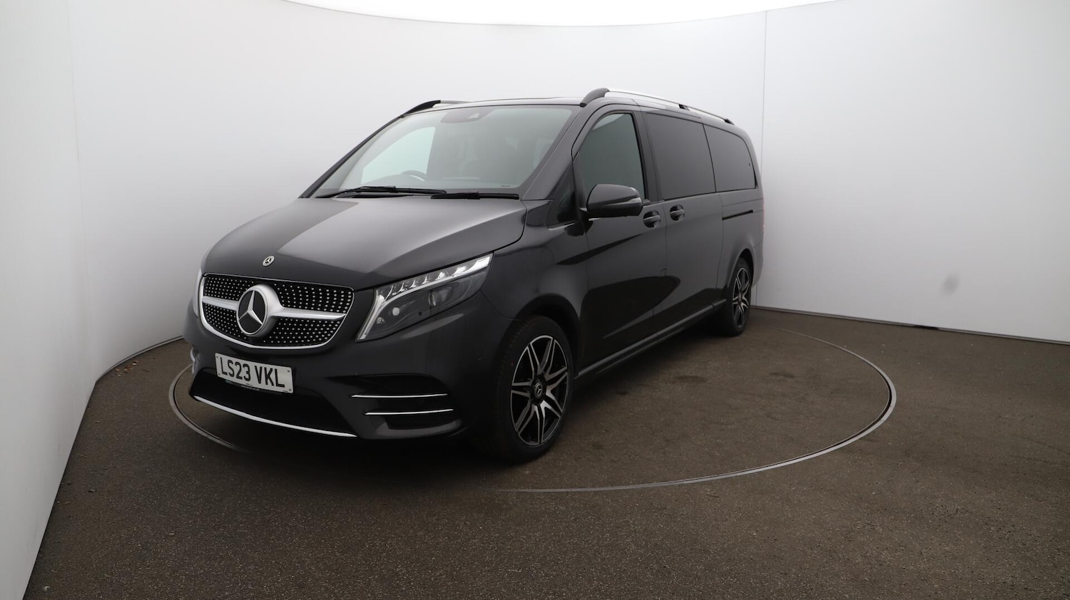 Used Mercedes-Benz V-Class 2023 for sale - 76484430: Photo 38