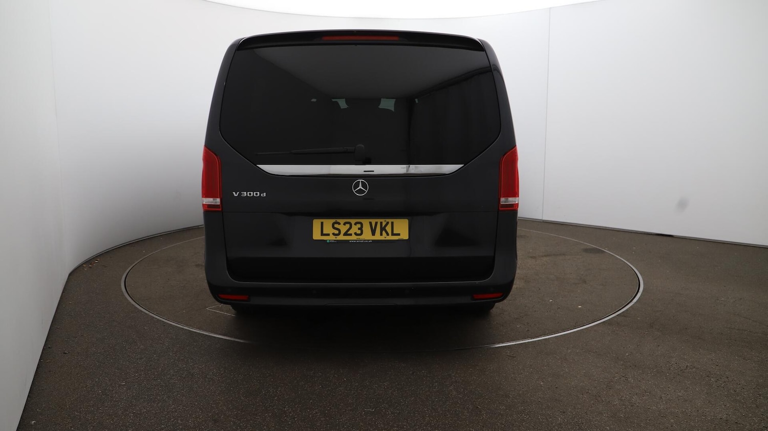 Used Mercedes-Benz V-Class 2023 for sale - 76484430: Photo 60