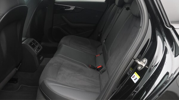 Used Audi A4 Avant 2023 for sale - 76326854: Photo 17