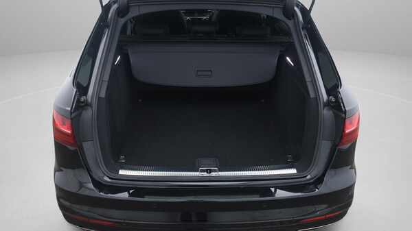 Used Audi A4 Avant 2023 for sale - 76326854: Photo 18