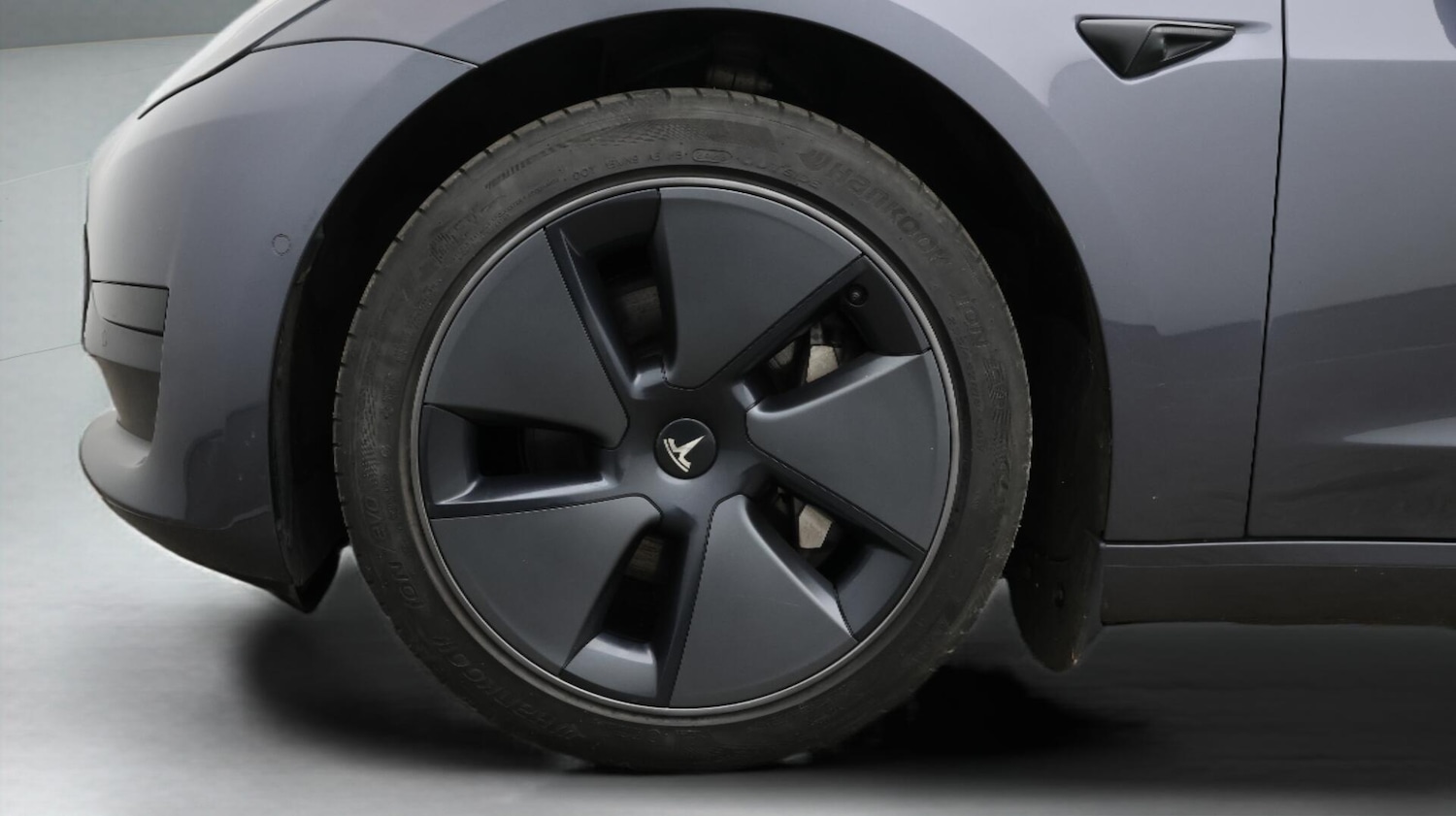 Used Tesla Model 3 2021 for sale - 76633272: Photo 19