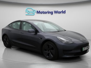 Tesla - Model 3