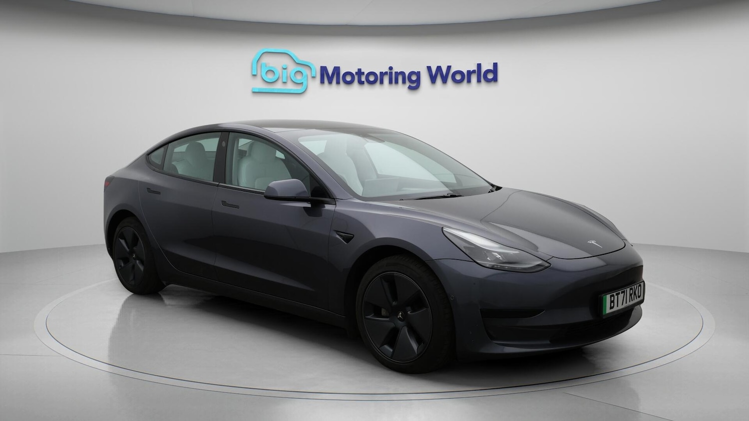 Used Tesla Model 3 2021 for sale - 76633272: Photo 2