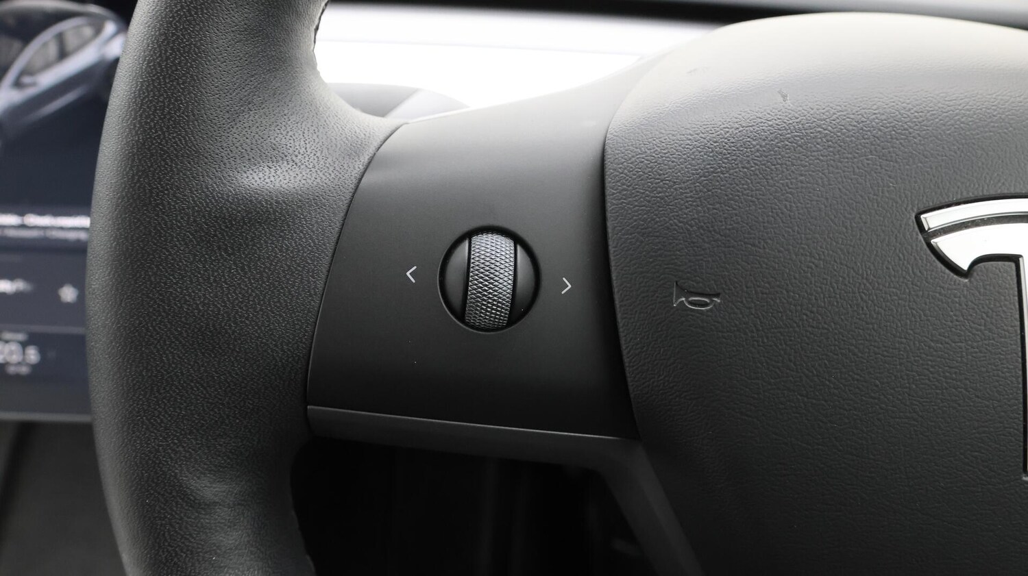 Used Tesla Model 3 2021 for sale - 76633272: Photo 23