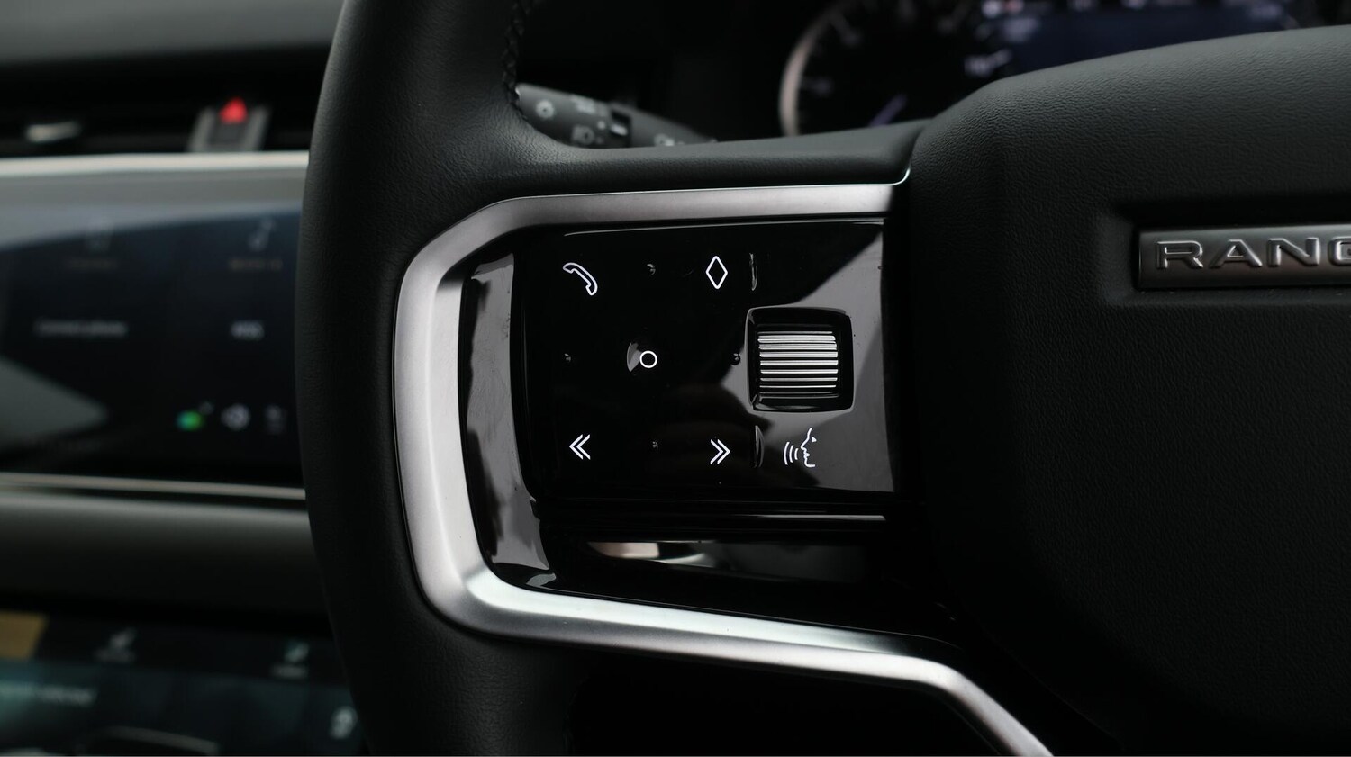 Used Land Rover Range Rover Evoque 2023 for sale - 76251296: Photo 24