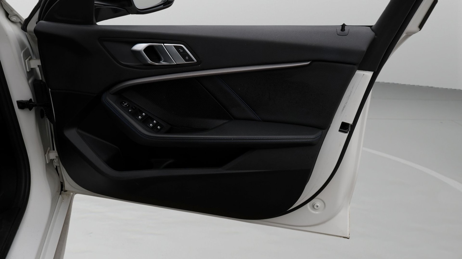 Used BMW 1 Series 2023 for sale - 77610310: Photo 15