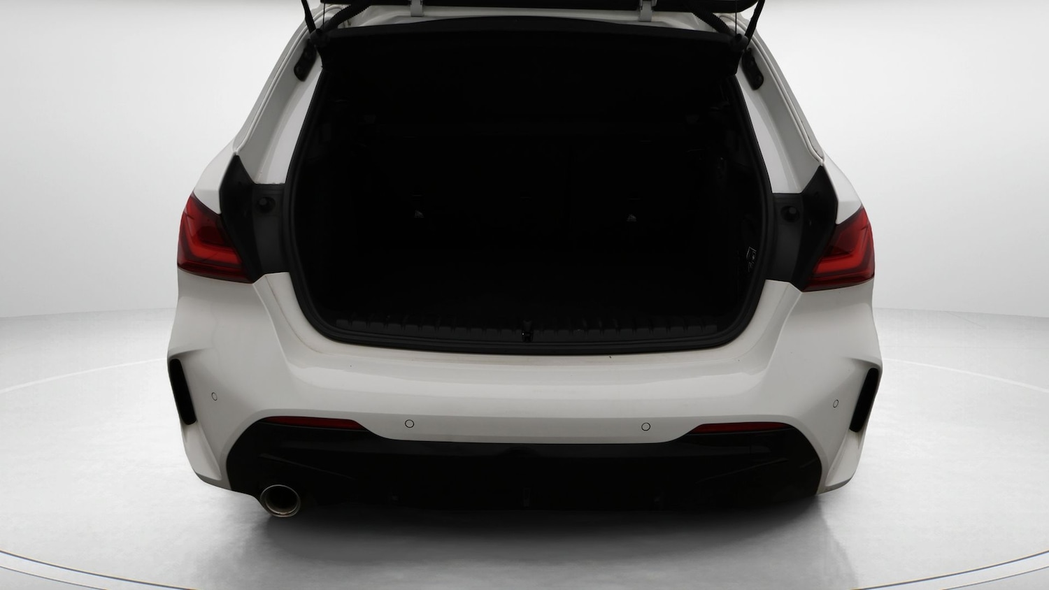 Used BMW 1 Series 2023 for sale - 77610310: Photo 17