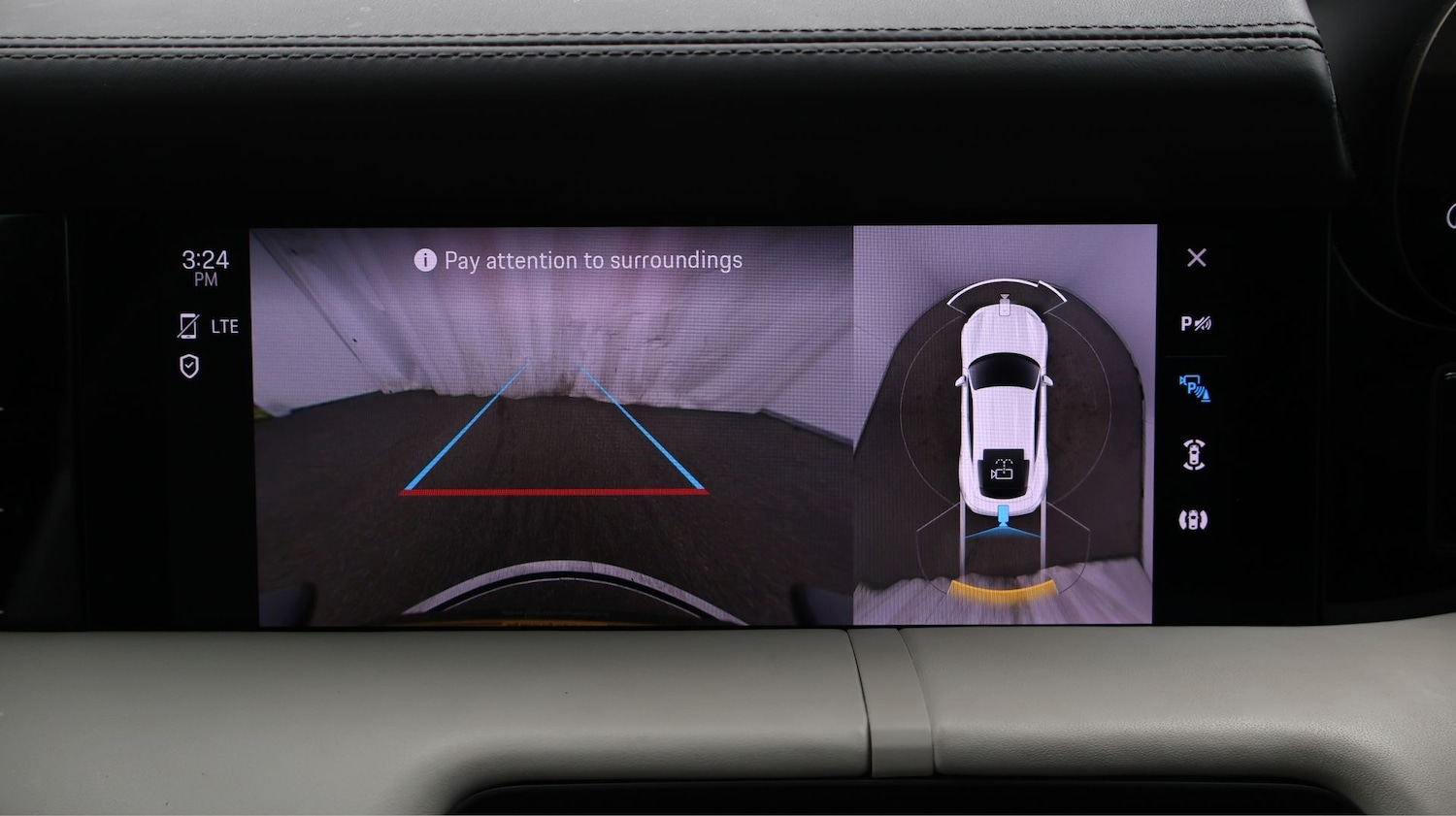 Used Porsche Taycan 2023 for sale - 77536132: Photo 23