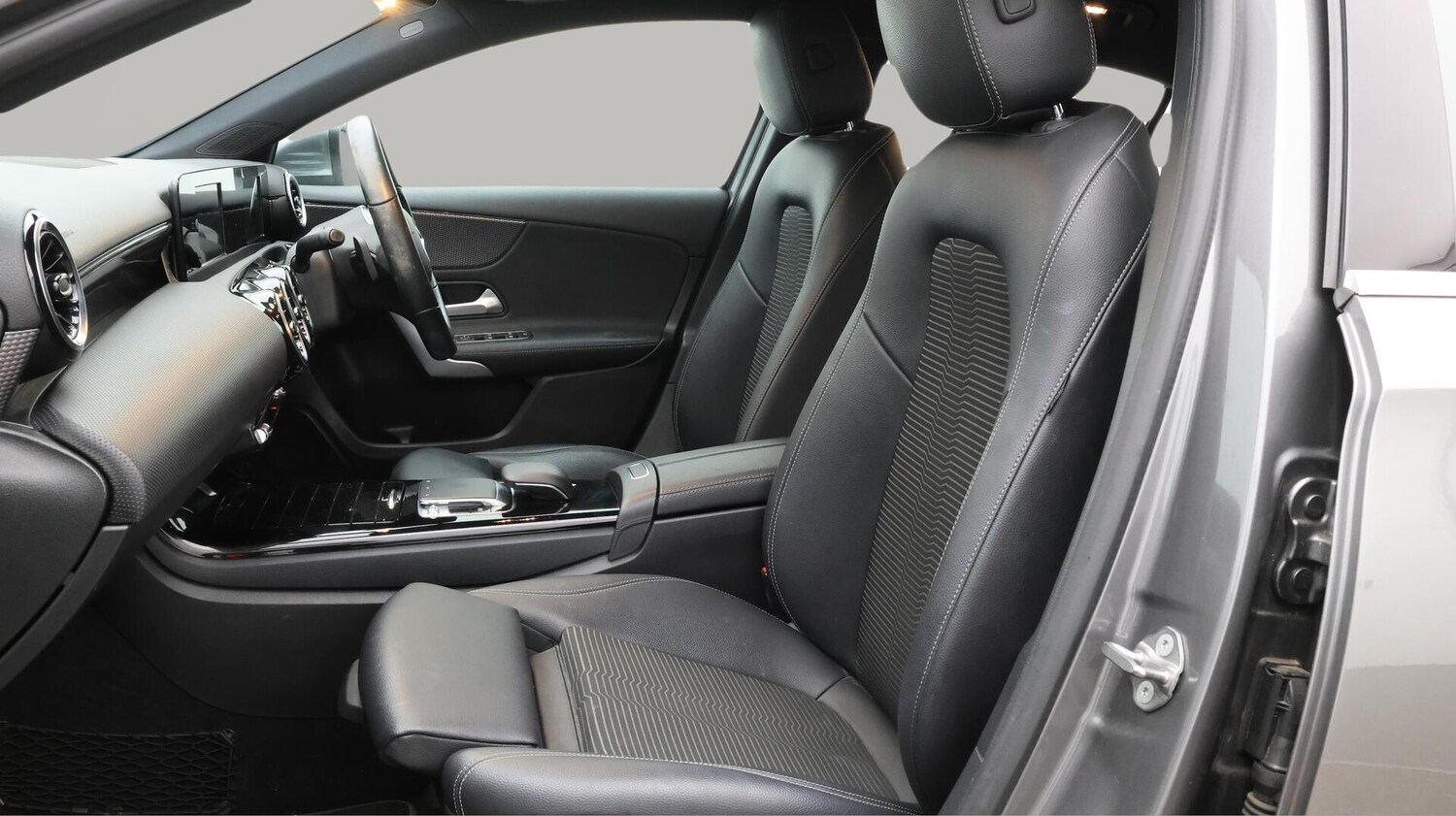 Used Mercedes-Benz A-Class 2020 for sale - 76432190: Photo 15