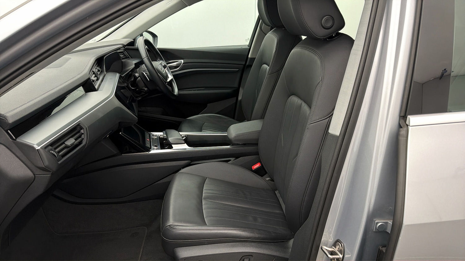 Used Audi e-tron 2021 for sale - 78025863: Photo 13