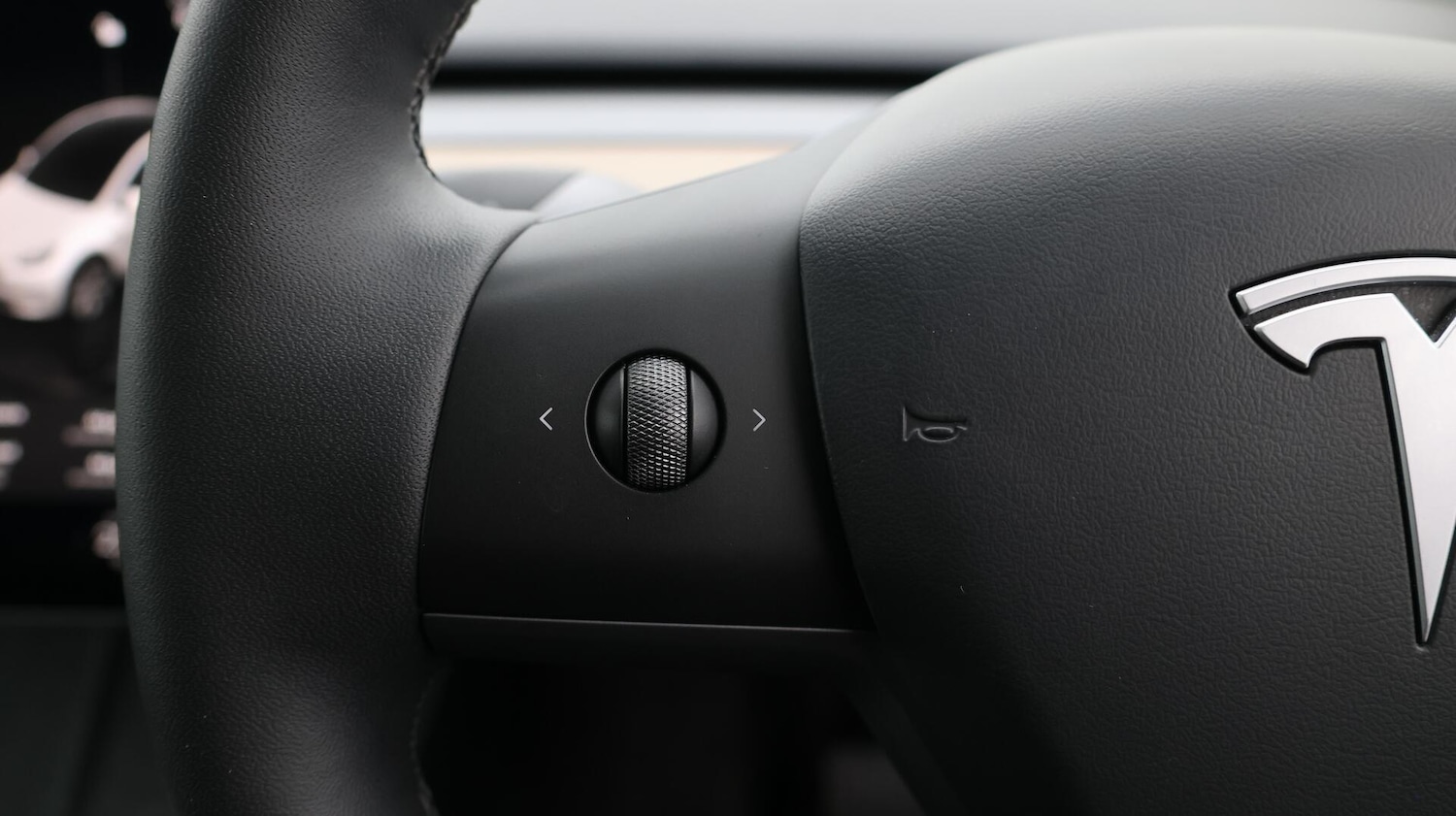 Used Tesla Model Y 2024 for sale - 76689788: Photo 24