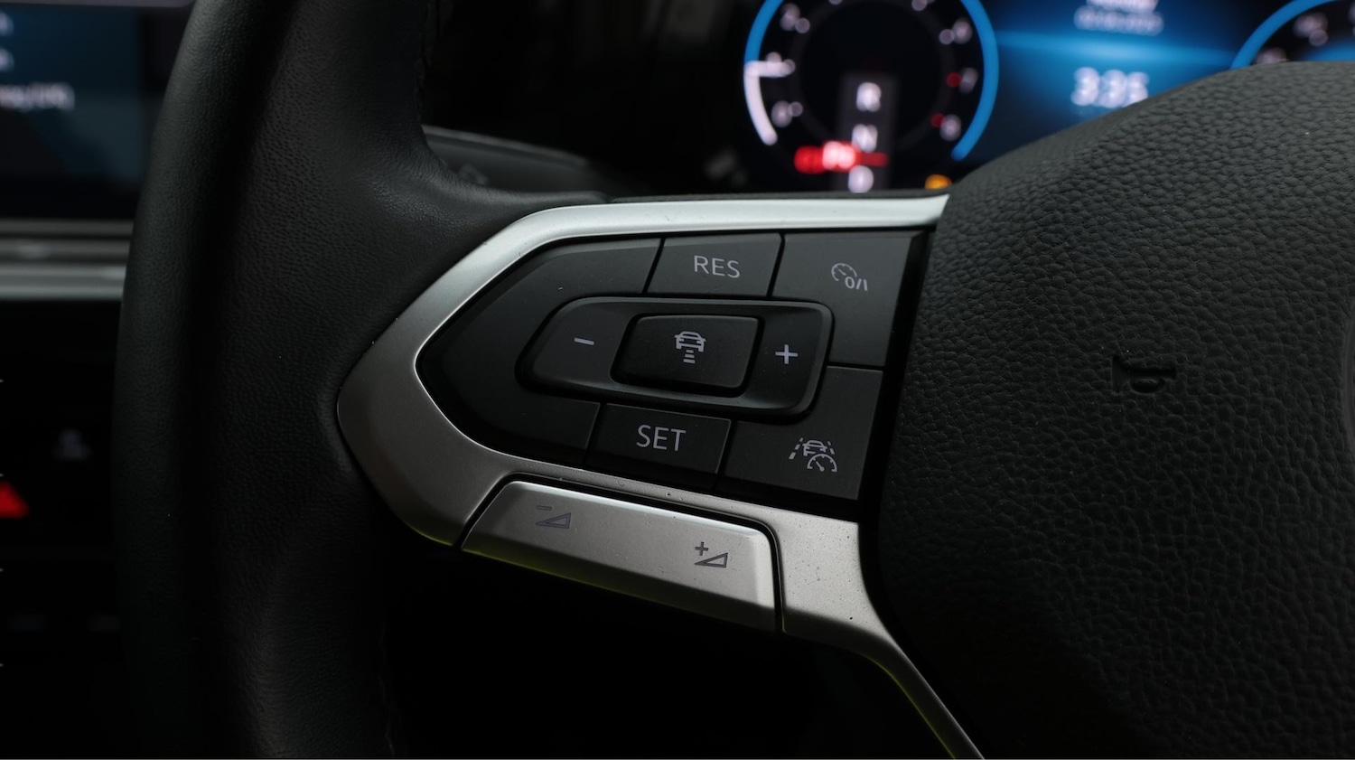 Used Volkswagen Golf for sale - 76528074: Photo 24