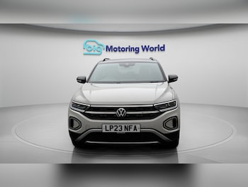 Used Volkswagen T-Roc 2023 for sale - 78237211: Photo