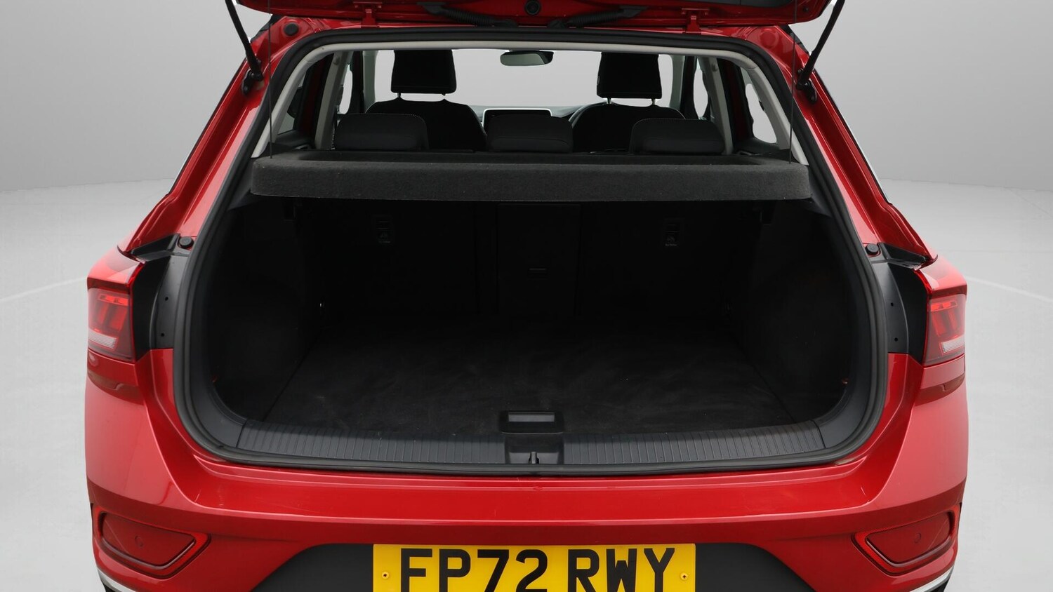 Used Volkswagen T-Roc 2022 for sale - 76742737: Photo 18