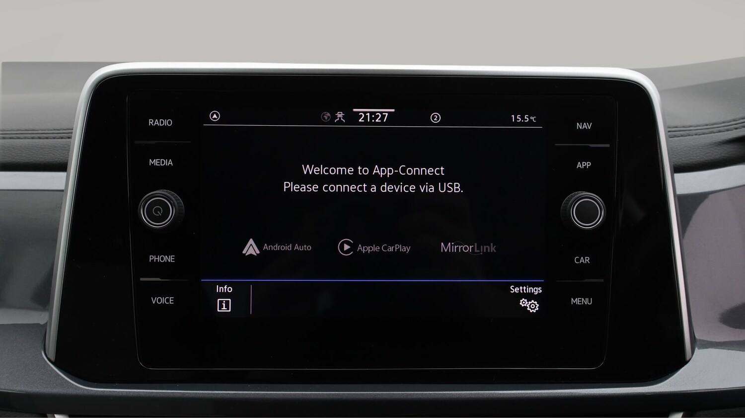 Used Volkswagen T-Roc 2022 for sale - 76742737: Photo 23