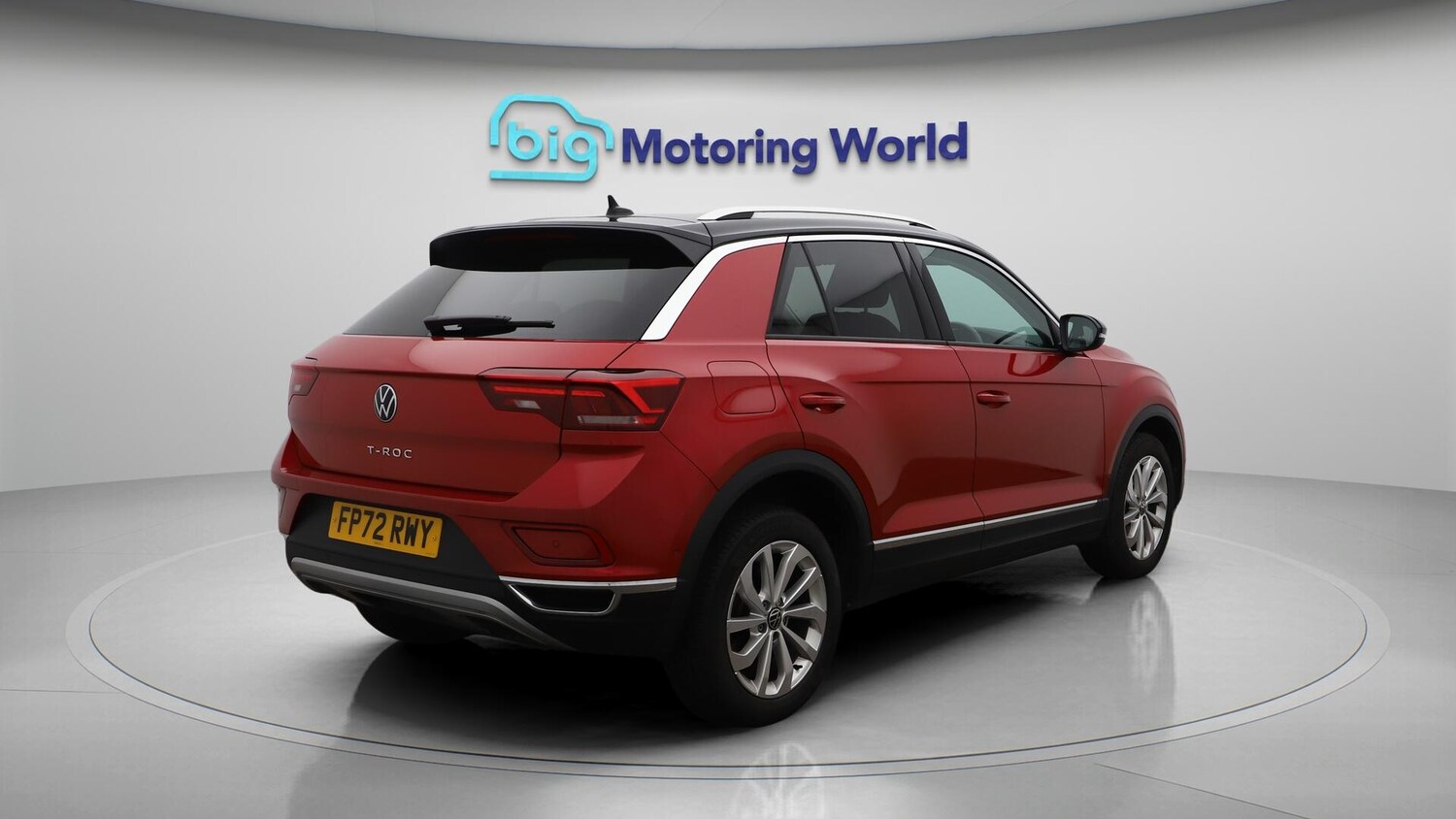 Used Volkswagen T-Roc 2022 for sale - 76742737: Photo 8