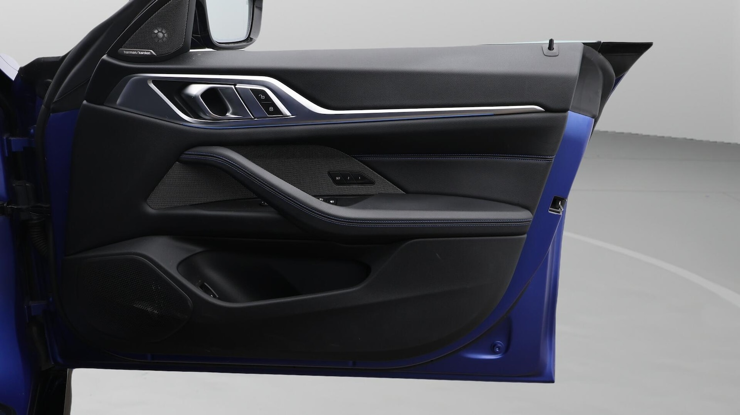 Used BMW i4 2022 for sale - 76485000: Photo 16