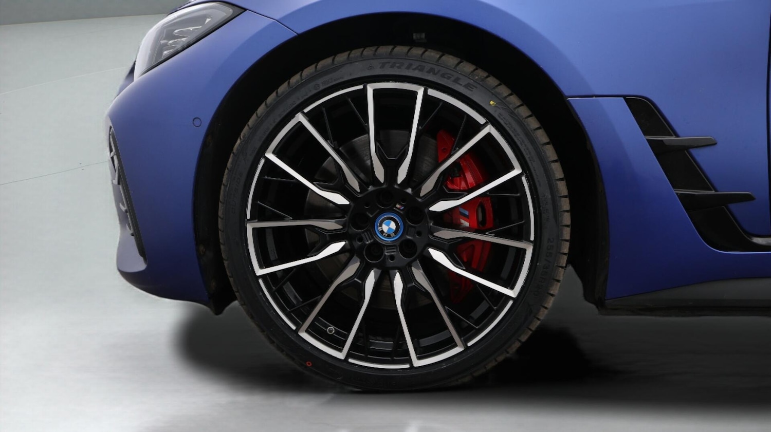 Used BMW i4 2022 for sale - 76485000: Photo 19