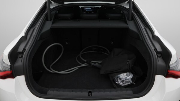 Used BMW i4 2022 for sale - 76306309: Photo 18