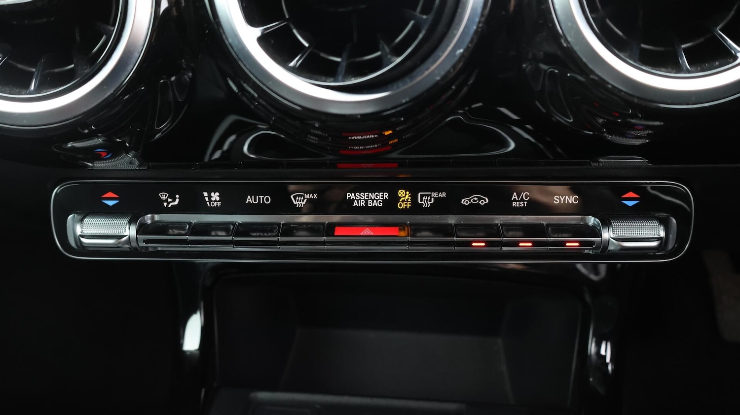 Used Mercedes-Benz A-Class 2019 for sale - 76633548: Photo 13