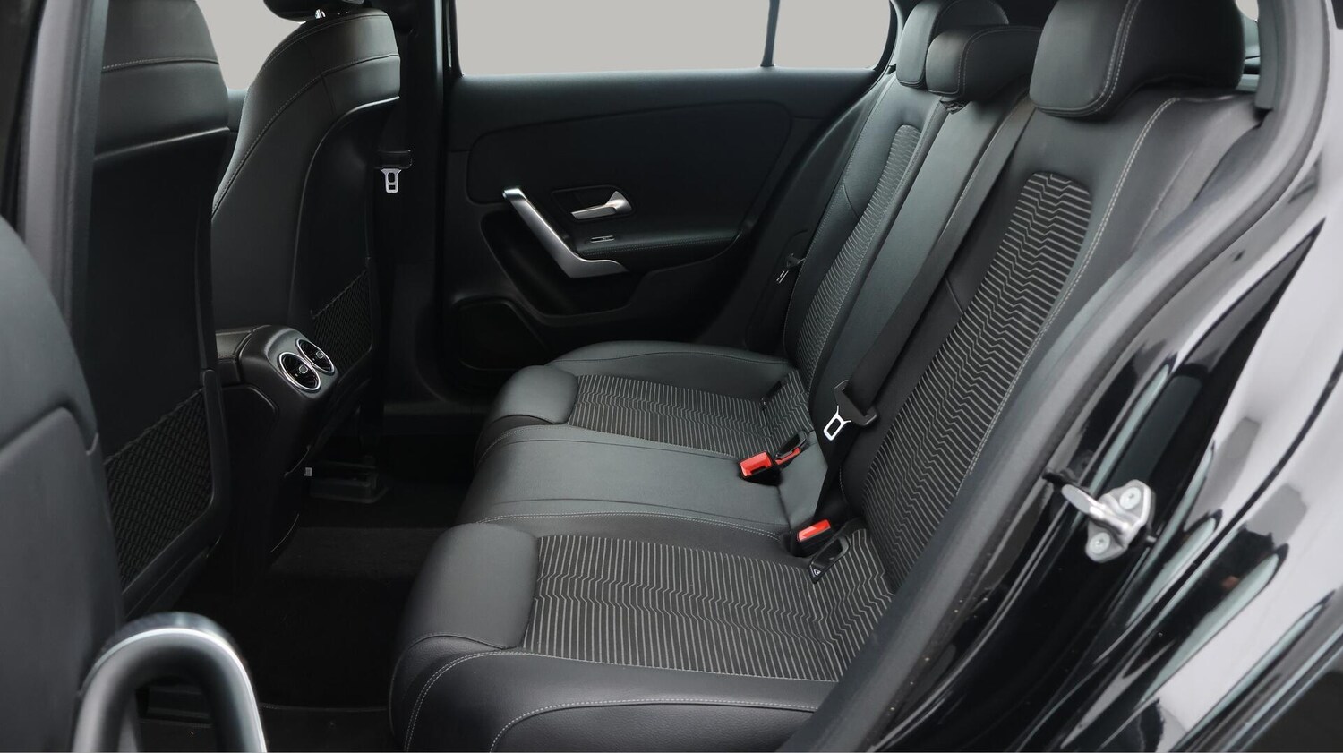 Used Mercedes-Benz A-Class 2019 for sale - 76633548: Photo 17