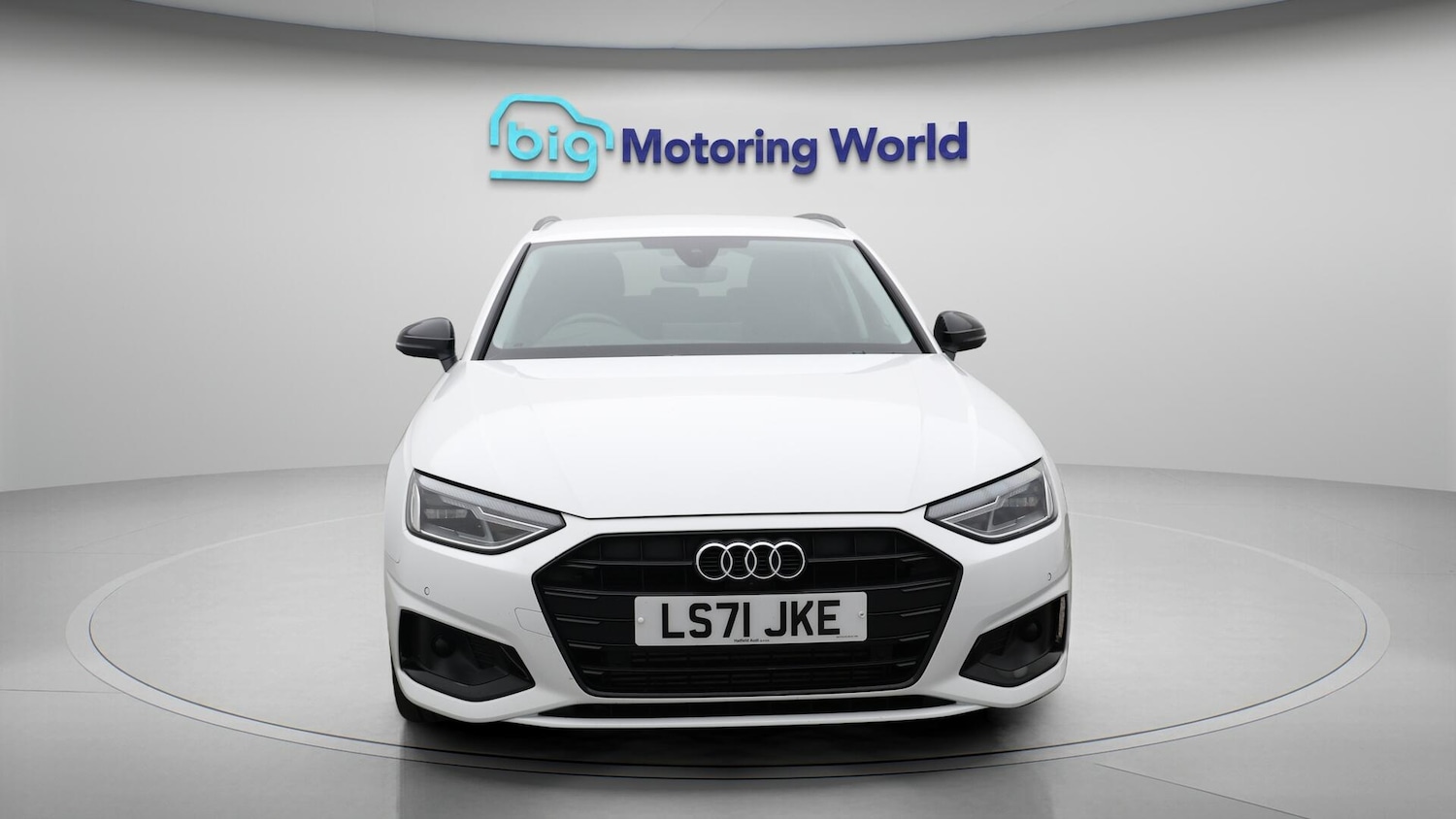 Used Audi A4 2021 for sale - 76572829: Photo 3