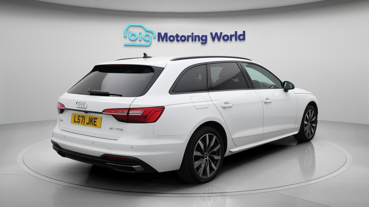 Used Audi A4 2021 for sale - 76572829: Photo 8