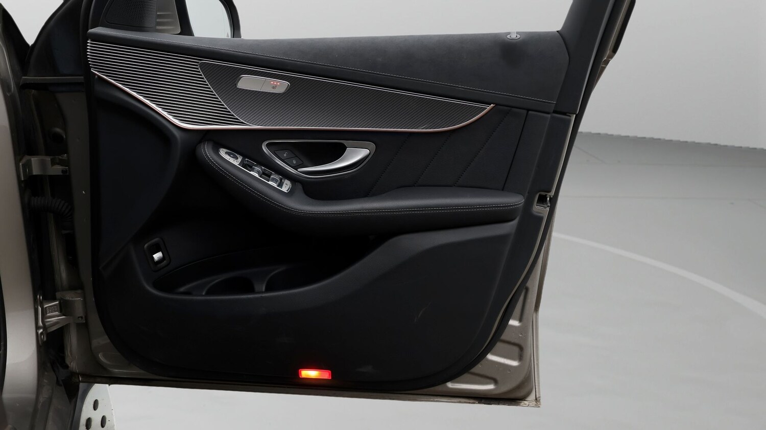 Used Mercedes-Benz EQC 2022 for sale - 77207631: Photo 15