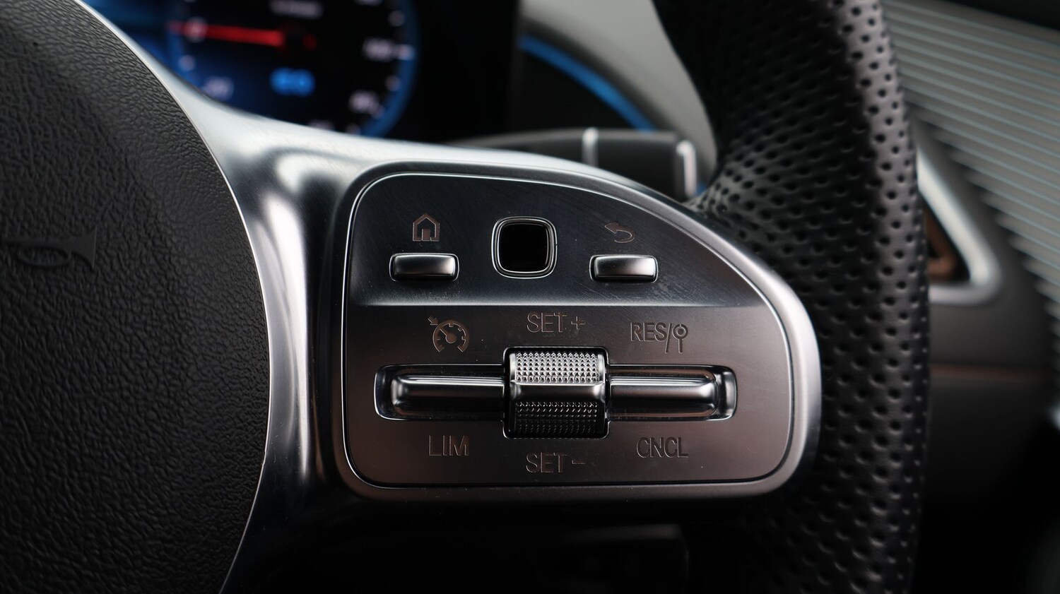 Used Mercedes-Benz EQC 2022 for sale - 77207631: Photo 26