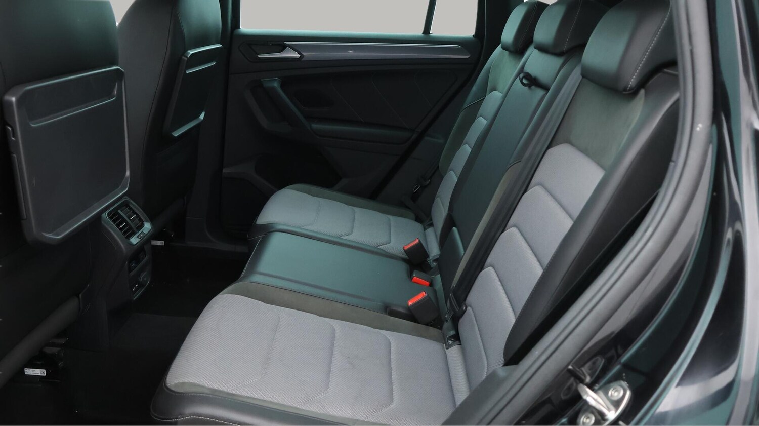 Used Volkswagen Tiguan 2020 for sale - 76753324: Photo 17