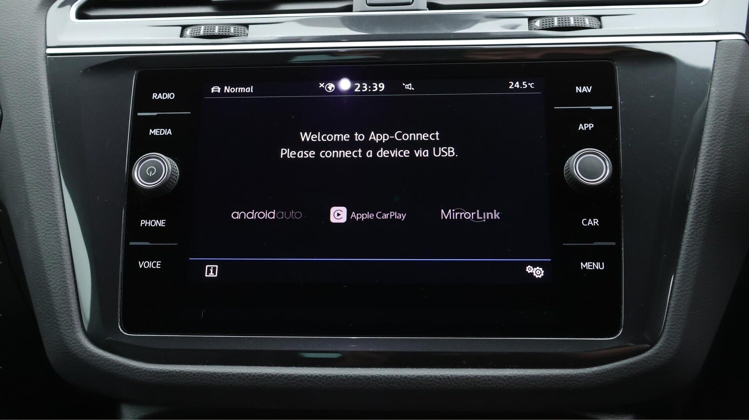 Used Volkswagen Tiguan 2020 for sale - 76753324: Photo 28