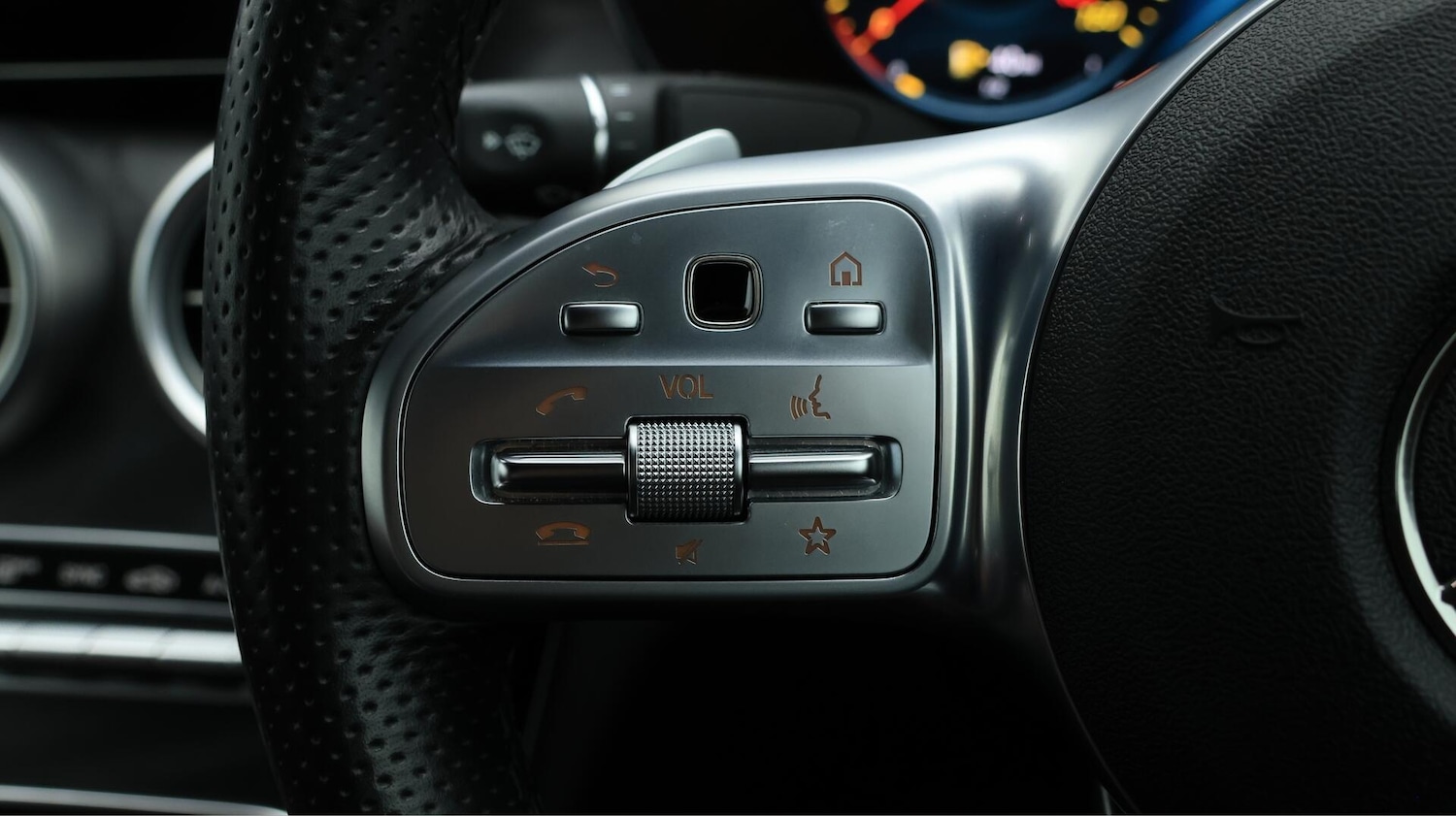Used Mercedes-Benz C-Class 2020 for sale - 76084080: Photo 23
