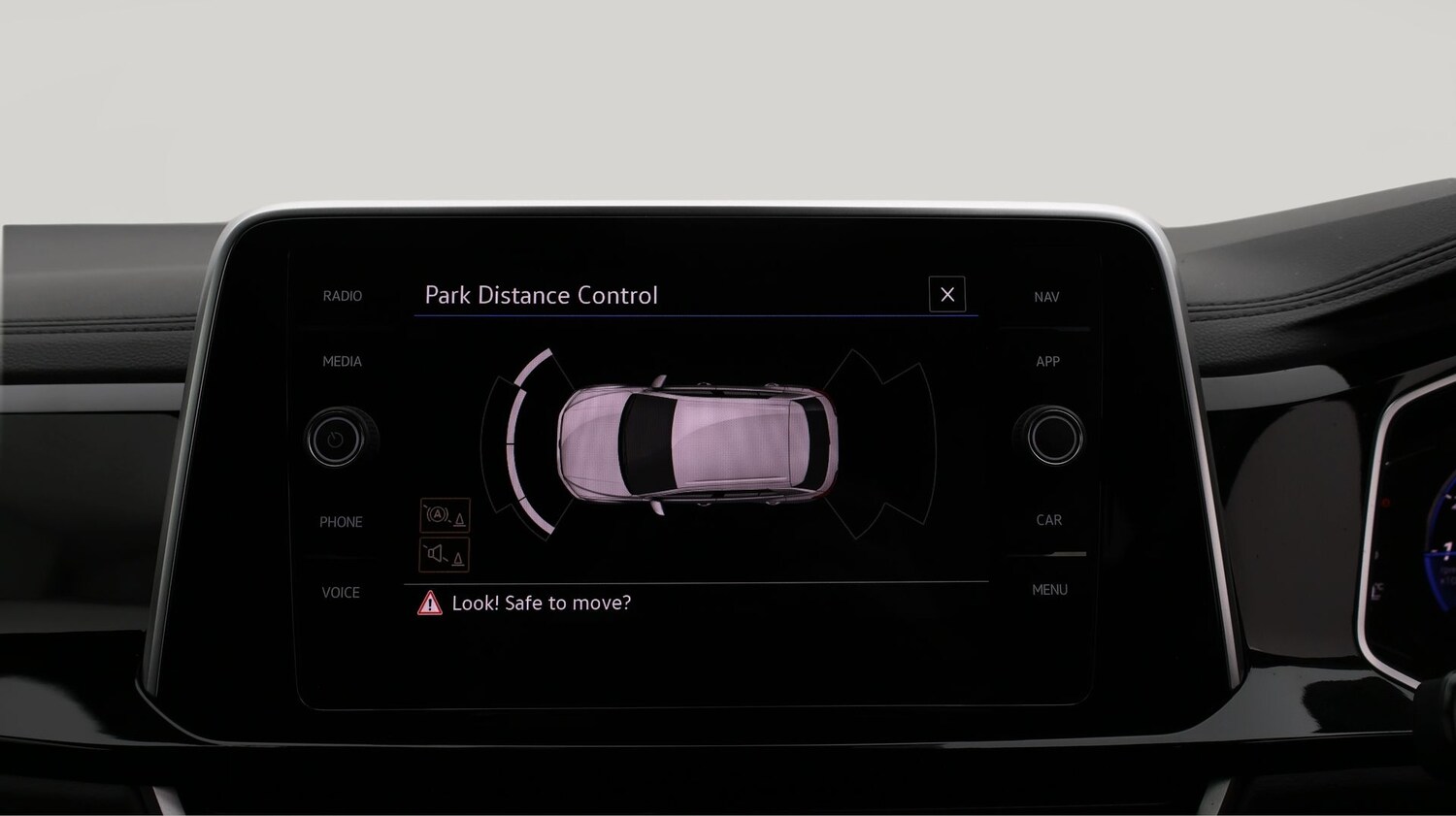 Used Volkswagen T-Roc for sale - 77618506: Photo 23