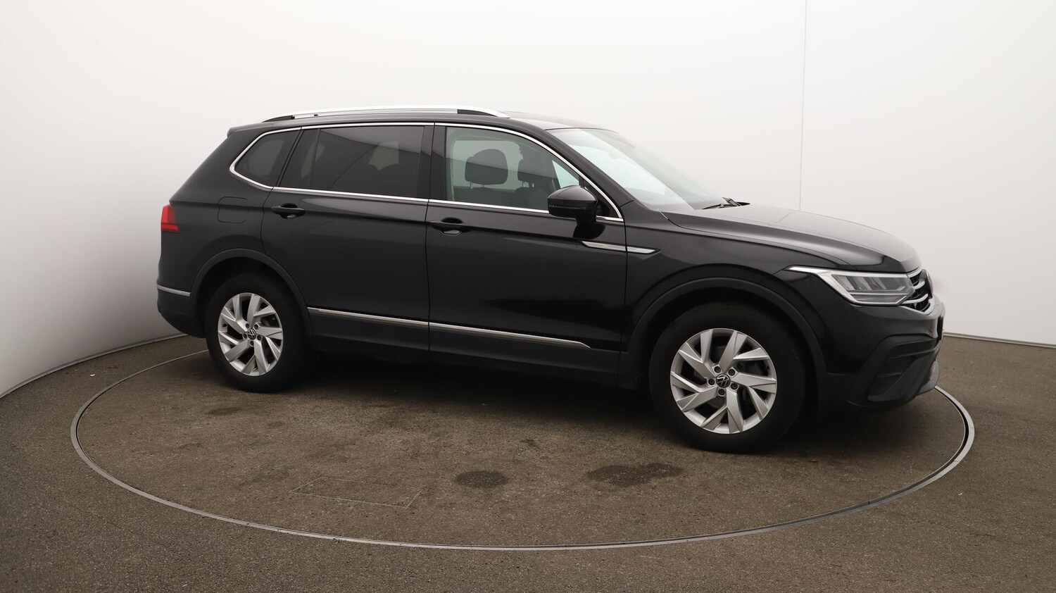 Used Volkswagen Tiguan Allspace 2024 for sale - 76108354: Photo 49