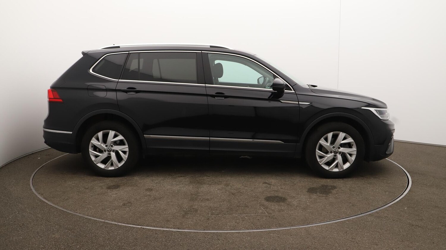 Used Volkswagen Tiguan Allspace 2024 for sale - 76108354: Photo 52