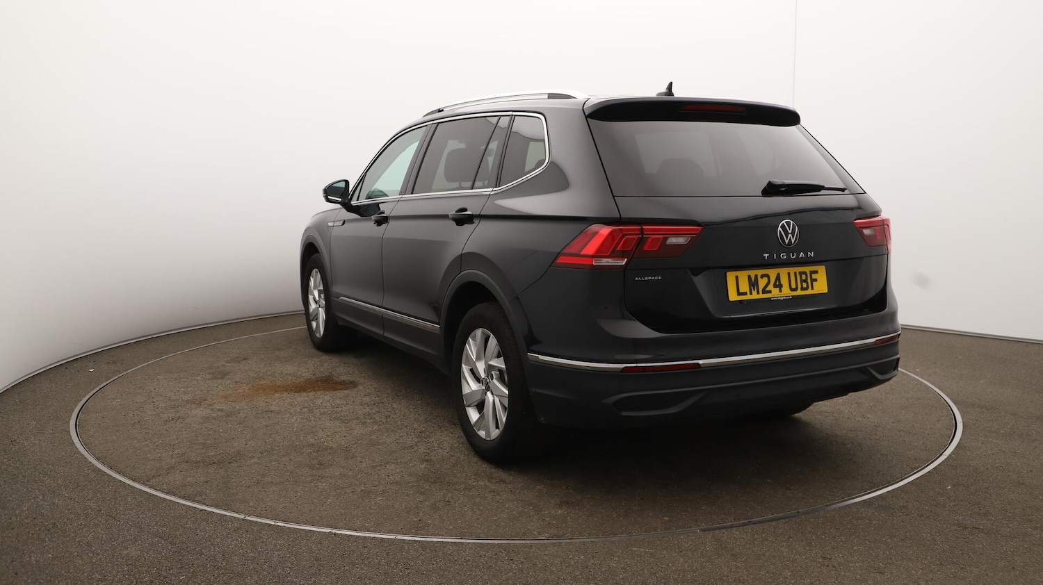 Used Volkswagen Tiguan Allspace 2024 for sale - 76108354: Photo 64