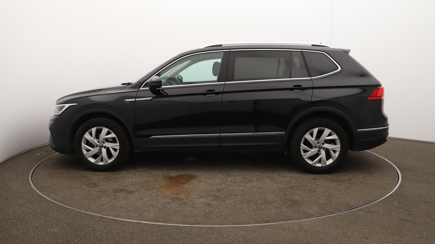Used Volkswagen Tiguan Allspace 2024 for sale - 76108354: Photo 67